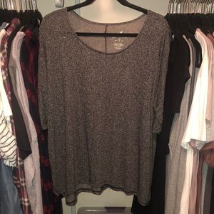 AE soft and sexy flowy top L